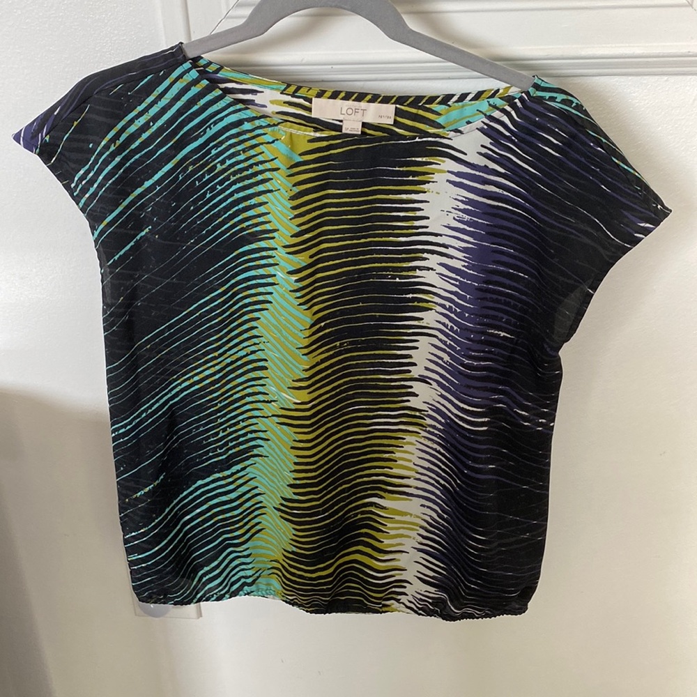 Womens LOFT top